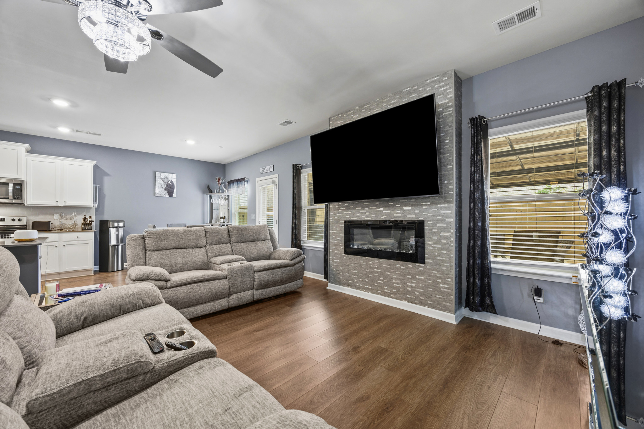 324 Denton Way photo 13